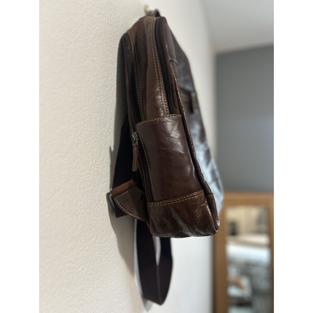 Jack Georges Voyager Brown Leather Convertible Messenger Bag to Backpack. Pre-ow - Picture 12 of 15